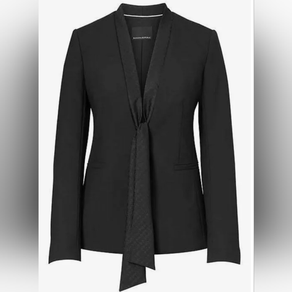 Banana Republic Collarless Blazer Size 2